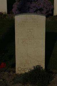 Vermelles British Cemetery - Cooper, J