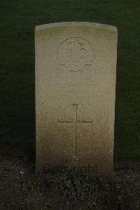 Vermelles British Cemetery - Coulter, James