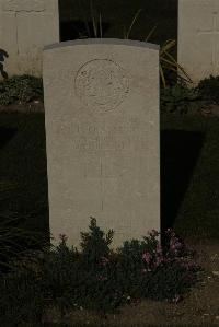 Vermelles British Cemetery - Cranston, John Buchan