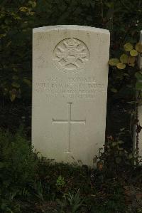 Vermelles British Cemetery - Davis, William Henry