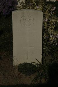 Vermelles British Cemetery - Deane, J