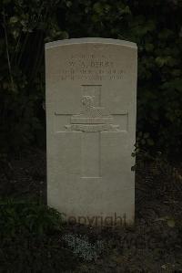Vermelles British Cemetery - Deprez, Austin Edward
