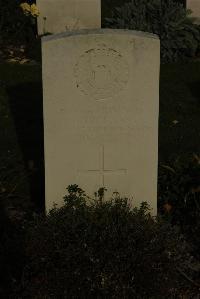Vermelles British Cemetery - Dickson, J