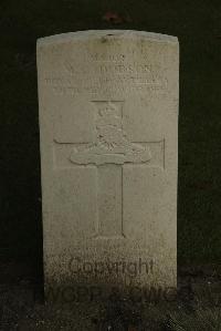 Vermelles British Cemetery - Dobson, Montague Charles