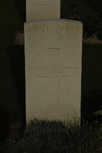 Vermelles British Cemetery - Donnelly, J