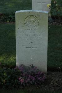 Vermelles British Cemetery - Dryburgh, John