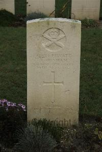 Vermelles British Cemetery - Dunham, Albert
