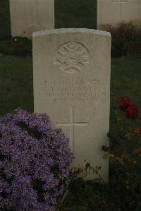 Vermelles British Cemetery - Elliott, Fred