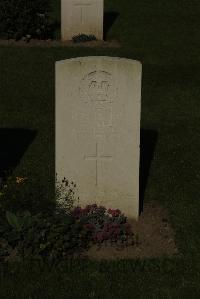 Vermelles British Cemetery - Ellis, George William