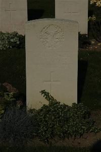 Vermelles British Cemetery - Ellis, William