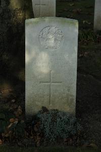 Vermelles British Cemetery - Fagg, J T