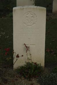 Vermelles British Cemetery - Fenton, Douglas Annand