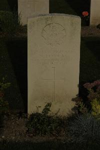 Vermelles British Cemetery - Findlay, W