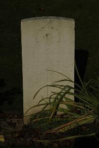 Vermelles British Cemetery - Finlay, D L