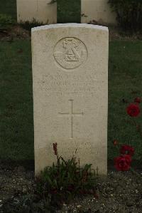 Vermelles British Cemetery - Fitzmaurice, John Martin