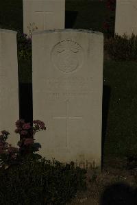 Vermelles British Cemetery - Forsyth, J