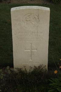 Vermelles British Cemetery - Glazier, P C