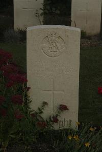Vermelles British Cemetery - Glendenning, J T