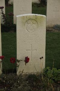 Vermelles British Cemetery - Goodeve, Lionel