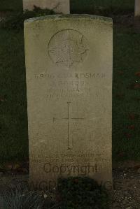 Vermelles British Cemetery - Gordon, John
