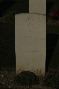 Vermelles British Cemetery - Guest, H
