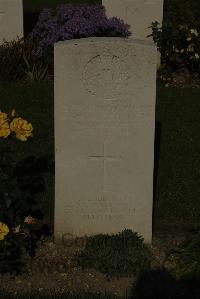 Vermelles British Cemetery - Hamilton, Henry McCartney