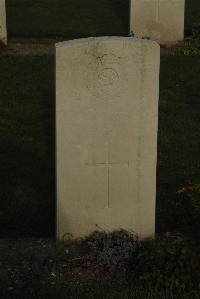 Vermelles British Cemetery - Harris, R