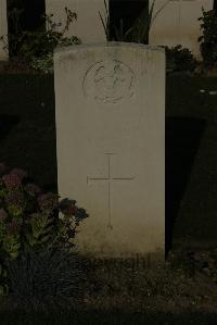 Vermelles British Cemetery - Harrup, W C