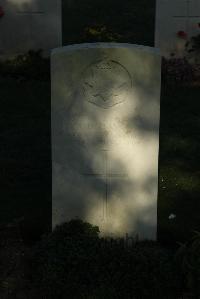Vermelles British Cemetery - Hayes, John H.