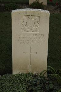 Vermelles British Cemetery - Hey, Arthur Noel
