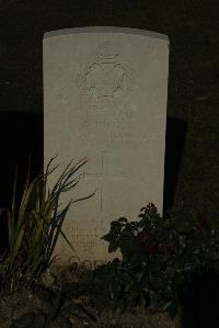 Vermelles British Cemetery - Higgs, Oscar