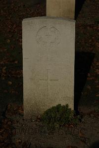 Vermelles British Cemetery - Hilton, Fred