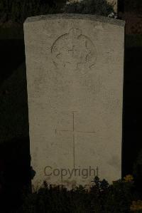Vermelles British Cemetery - Hollingsworth, G