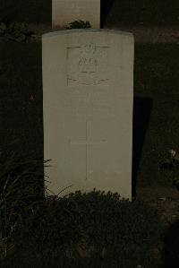 Vermelles British Cemetery - Holmes, Albert Fredrick