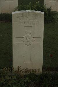 Vermelles British Cemetery - Hooper, W J
