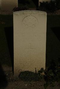 Vermelles British Cemetery - Hovell, Mark
