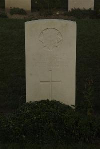 Vermelles British Cemetery - Hughes, P