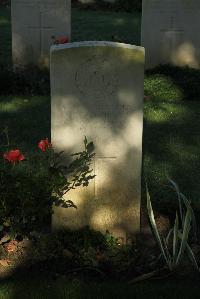 Vermelles British Cemetery - Inglis, Robert