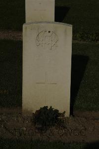 Vermelles British Cemetery - Jeffery, George Reginald