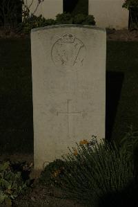 Vermelles British Cemetery - Johnston, George Mitchell