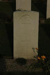 Vermelles British Cemetery - Jones, Albert Edward