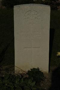 Vermelles British Cemetery - Jones, D W