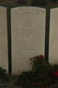 Vermelles British Cemetery - Jones, P M