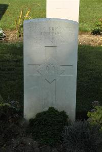 Vermelles British Cemetery - Killoh, J