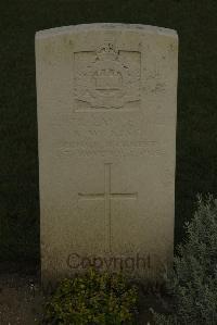 Vermelles British Cemetery - King, A W