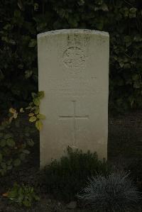 Vermelles British Cemetery - Knock, F