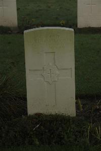 Vermelles British Cemetery - Leigh-Bennett, Arthur
