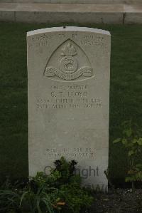 Vermelles British Cemetery - Lloyd, George Thomas