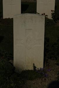 Vermelles British Cemetery - MacDonald, A M