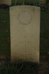 Vermelles British Cemetery - MacDonald, Robert